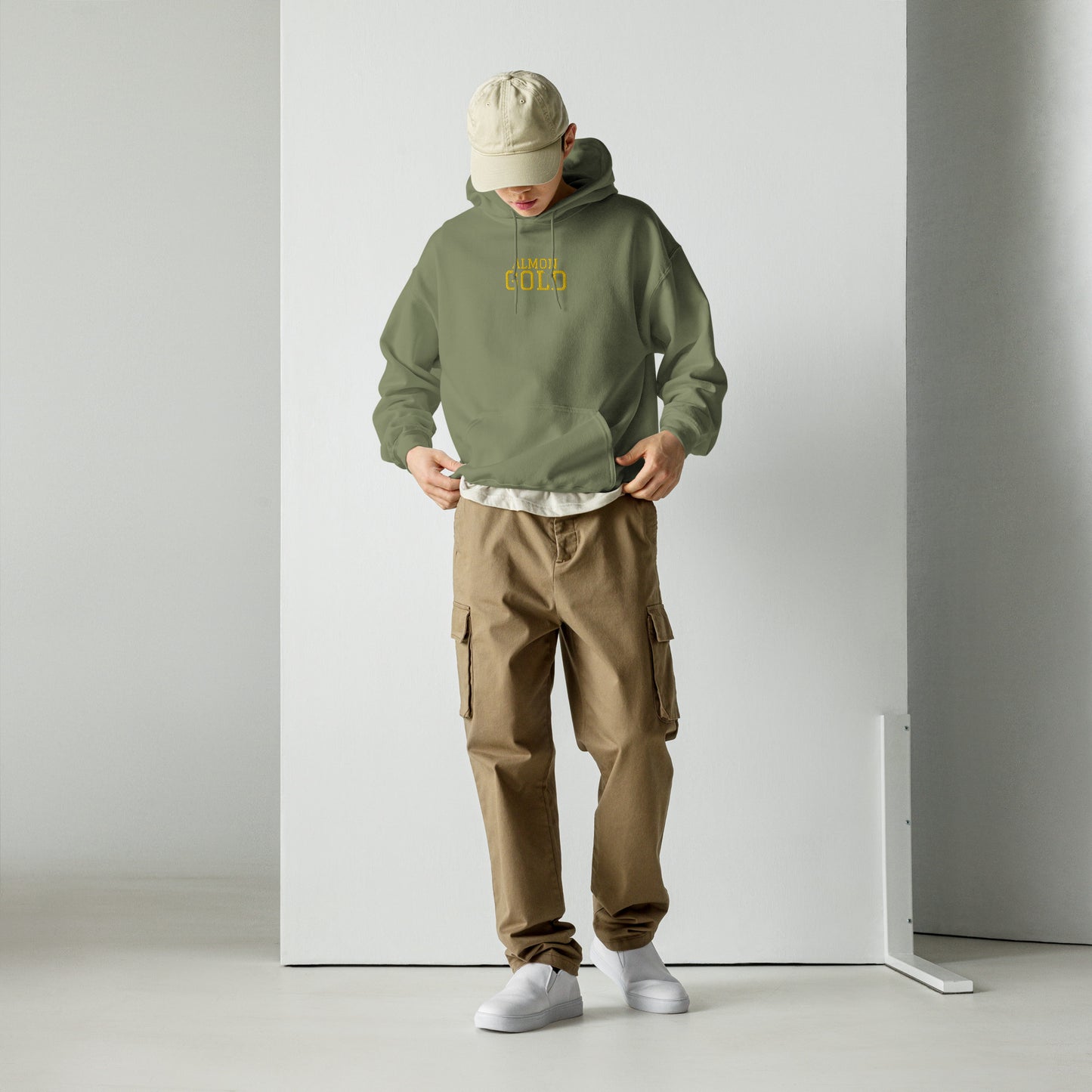 HEAVY HOODIE