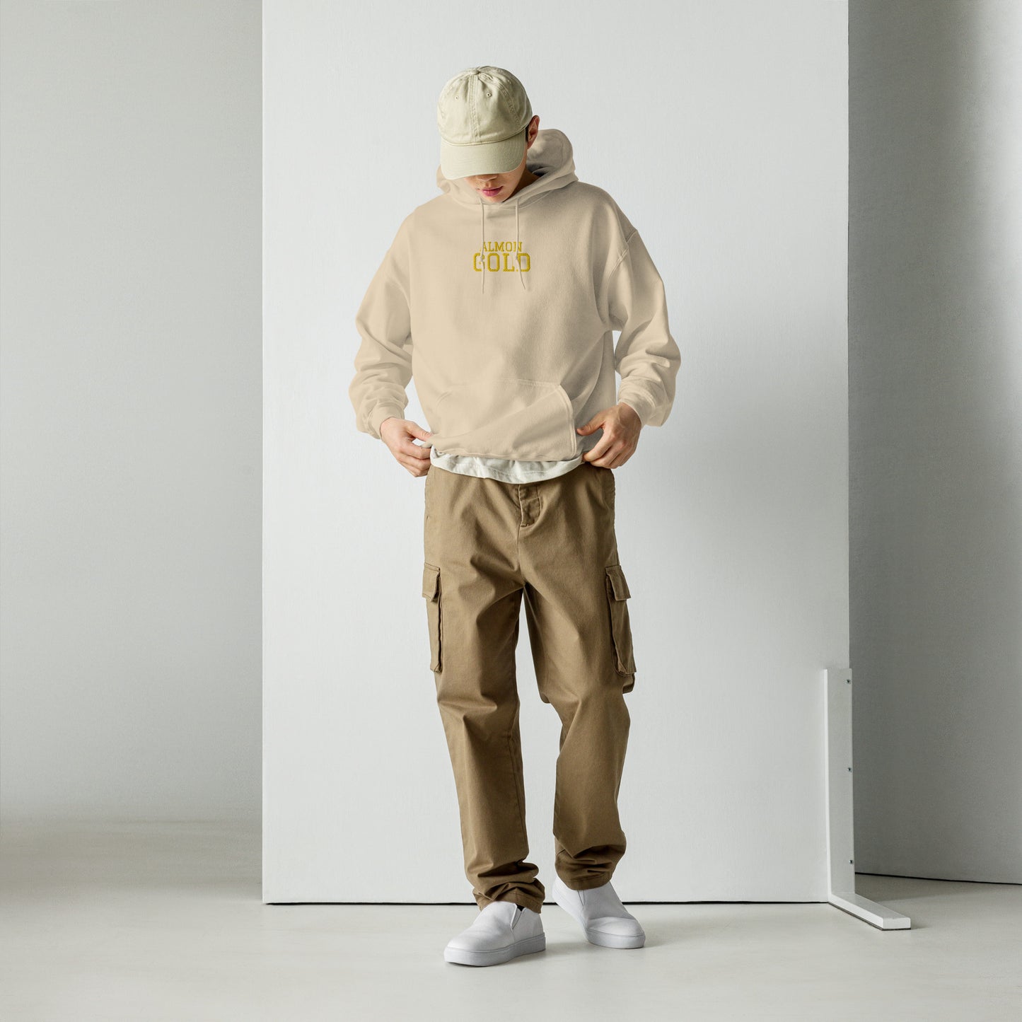 HEAVY HOODIE